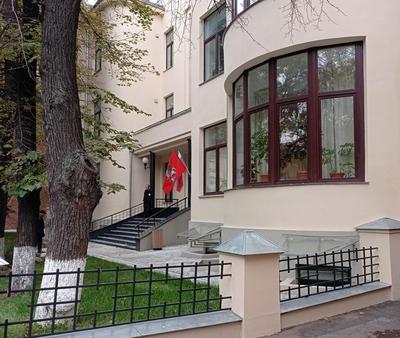 Это сигнал всем!» Представители «Дома Москвы» в Риге выступили против  решения отобрать здание - Press.lv