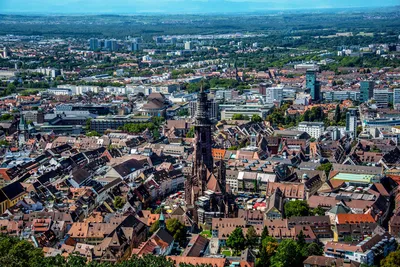 Фрайбург, Германия Фрайбург (Фрайбург-им-Брайсгау) - город на юго-западе  Германии в федеральной земле Баден-Вюртенберг. Является столицей… |  Instagram