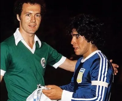 Франц Беккенбауэр и Йохан Кройфф. #Beckenbauer #Cruijff  #Footballers_greatest #ЛегендыМировогоФутбола.. | ВКонтакте