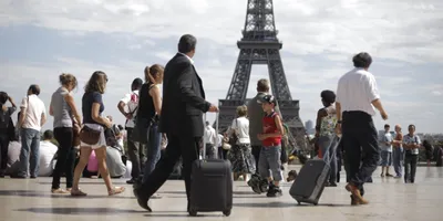 Франция открывается для туристов, но с рядом условий-Новости Мир 04.06.2021  | Verelq News