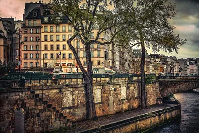 Красивые улицы Парижа редакционное изображение. изображение насчитывающей  движение - 146504355
