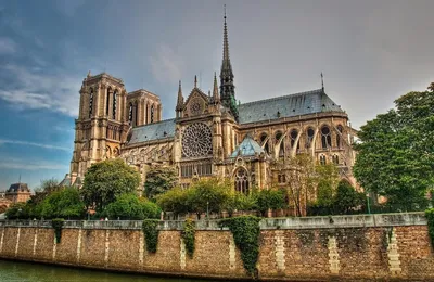 Собор Парижской Богоматери, Франция. Нотр-Дам де Пари стоковое фото ©DaLiu  318974098