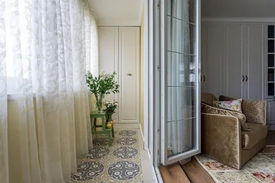 Французские двери на балкон и лоджию: особенности и виды