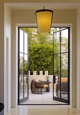 Французские окна фото | French doors exterior, Contemporary patio, French  doors patio