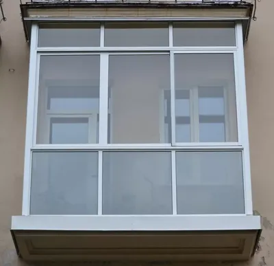 Французский балкон – остекление от пола до потолка в Санкт-Петербурге
