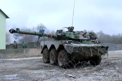 Французские колесные танки AMX-10 RC уже прибыли в Украину — министр  обороны Франции