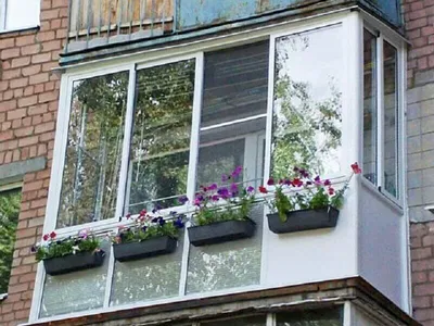 Французский балкон дизайн: создайте романтическую атмосферу в вашем доме  [91 фото]