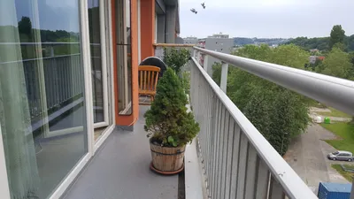 Французский балкон с штарками Стоковое Фото - изображение насчитывающей  закрыно, детали: 57554658