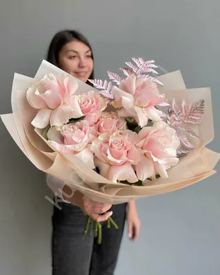Розовый букет французских роз купить в Санкт-Петербурге в салоне цветов  Флордель