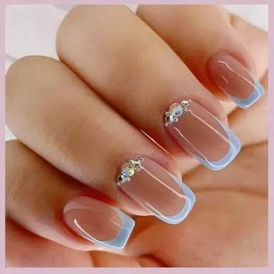 Бесподобные Матовый френч и инкрустация стразами Сваровски - обожаю  #ногтиалматы #маникюр #ногти #маникюралматы #укреплениен… | Cute nails,  French nails, Nail art