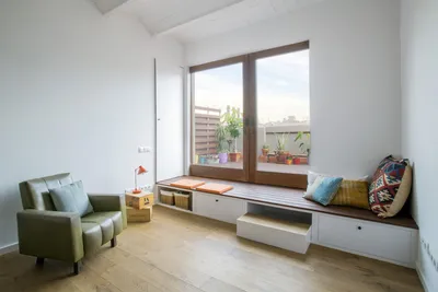 Мягкие подоконники или диван у окна? 96 идей организации зоны отдыха у окна  | Houzz Россия
