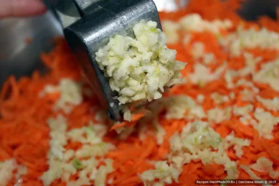 Мимоза»: рецепт любимого новогоднего салата: пошаговый рецепт c фото