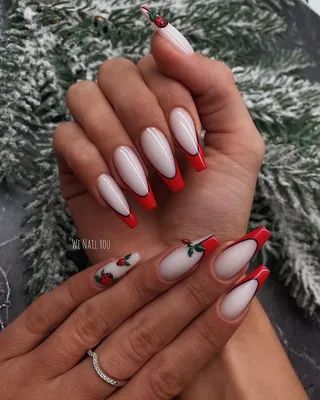 Молочный красный френч 💔❤️ пирсинг божья коровка 🐞 наращивание балерина |  Green nails, Red nail designs, Nails