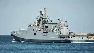 Фрегат \"Адмирал Эссен\" начал следить за эсминцем ВМС США в Черном море -  РИА Новости, 16.09.2020