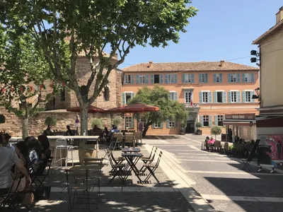 FREJUS, FRANCE, JUNE 16, 2017: View Of A Street Market In Frejus, France  Stock Photo, Picture and Royalty Free Image. Image 108550973.