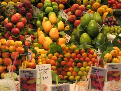 Испания пустит просроченные фрукты на сок - АЗЕРТАДЖ