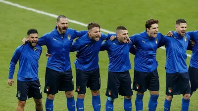 Экс-футболист сборной Италии: Роналду не входит даже в пятерку лучших  игроков в истории - Газета.Ru | Новости