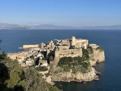 Гаэта. Город на Расколотой горе