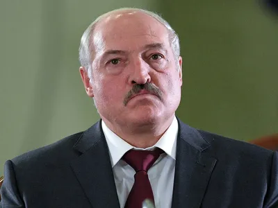 https://www.chashnikinews.by/2024/01/aleksandr-lukashenko-vruchil-diplomy-doktora-nauk-i-attestaty-professora/