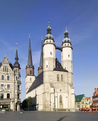 Галле, Германия. стоковое фото. изображение насчитывающей церковь -  189082216