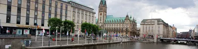 Гамбургская ратуша - жемчужина города в стиле неоренессанс