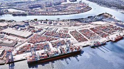 HHLA: Порт Гамбурга не будет продан Китаю | INFOTRANS