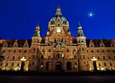 Night View Of Rathaus В Hannover Германия — стоковые фотографии и другие  картинки Ганновер - Ганновер, Мэрия, Нижняя Саксония - iStock