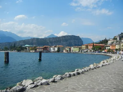 Сирмионе. Что посмотреть на озере Гарда (Северная Италия) - Туристический  справочник Европы