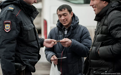 Гастарбайтеры вернутся: сколько трудовых мигрантов нужно Петербургу