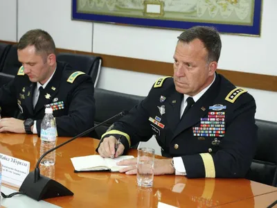 В WP узнали о напутствии генерала США Милли спецназовцам Украины: \"Вы  должны вернуться туда\" - | Диалог.UA