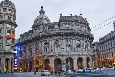 Генуя: город университетов и крупнейший морской порт Италии | Hitaly ru -  Все об Италии | Дзен