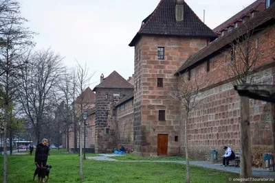 Нюрнберг, Германия на реке Pegnitz Стоковое Изображение - изображение  насчитывающей баварии, гостиница: 37533521