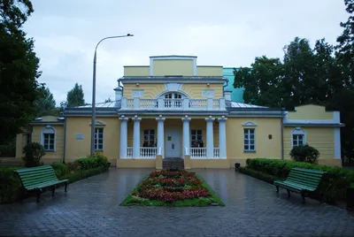 Дворец Румянцевых-Паскевичей, Петропавловский собор и ещё 4 объекта в Гомеле