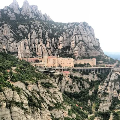 Монастырь Монсеррат (Барселона): фото и отзывы — НГС.ТУРИЗМ