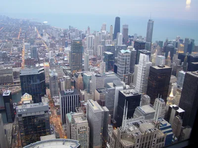 Большой глаз в центре Чикаго, Чикаго, Достопримечательности США, Что  посмотреть в США, Карта города Чикаго - Достопримечательности городов и  стран мира