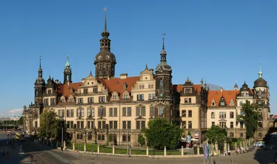 Дрезден, Германия: Прекрасный вид с берега на старый город Брюль Террас  Редакционное Стоковое Фото - изображение насчитывающей панорама, дрездена:  164922068