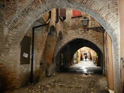Феррара, Италия - «Настоящая средневековая Феррара с узкими улочками и  мостовой под ногами. Оптимальный маршрут для изучения города за 1 день. » |  отзывы