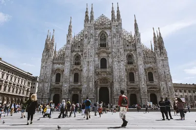 Милан — город, который сочетает историю и современность:  достопримечательности и красивые места