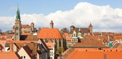 Средневековый город Нюрнберг, Германия Стоковое Фото - изображение  насчитывающей дом, плакирование: 86213498