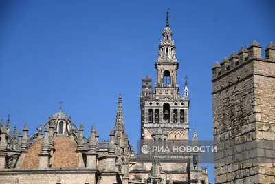 Панорама Города Севилья, Испания Фотография, картинки, изображения и  сток-фотография без роялти. Image 14563576