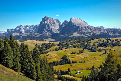 Красивое изображение гор в Италии - обои на рабочий стол
