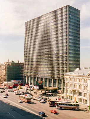 За что Лужков велел сравнять с землёй гостиницу \"Интурист\": крах одной из  самых больших советских гостиниц | Зоркий | Дзен