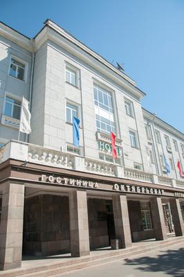 Реконструкцию гостиницы \"Октябрьская\" в Петербурге оценили в 1 млрд рублей