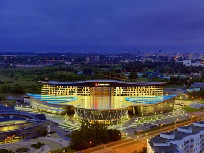 Файл:Minsk, president-hotel.JPG — Википедия