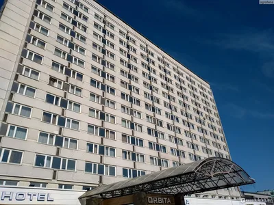 Файл:Hotel \"Belarus\" in Minsk.JPG — Википедия