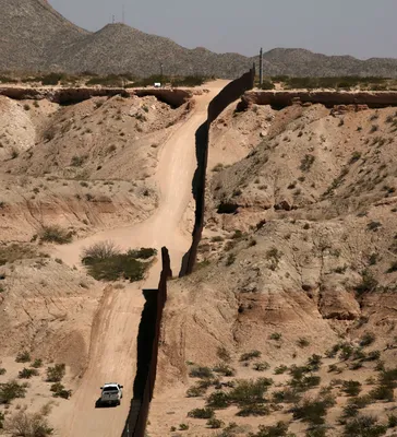 Мексика отклонила план США по строительству новой стены на границе:  Политика: Мир: Lenta.ru