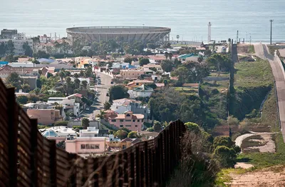США объявили об ужесточении мер против незаконного пересечения границы с  Мексикой