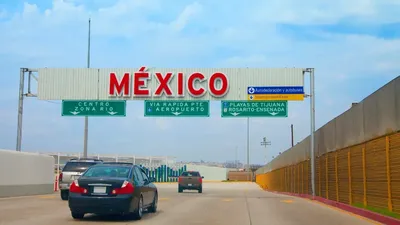 Великая американская стена». Как выглядит граница Мексики и США | Фото |  Политика | Аргументы и Факты