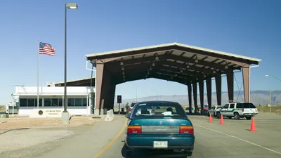 Пограничный кризис в США: Эль-Пасо в Техасе на границе с Мексикой готовится  к наплыву мигрантов - BBC News Русская служба