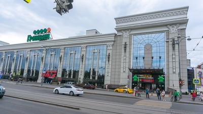 Сбербанк вывозит банкоматы из крупнейшего торгового центра Екатеринбурга —  URA.RU